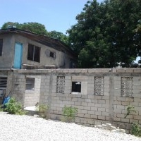 Espace a Vendre pour Ecole, Dispensaire, Universite à Lalue, Prix: 350,000.00 Usd